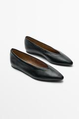 Massimo Dutti Балетки с острым носком из мягкой кожи, черный