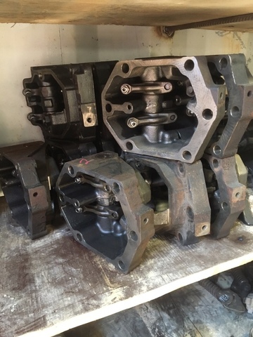 Коромысло вал рокера MAN TGA  D2866 LF26-28