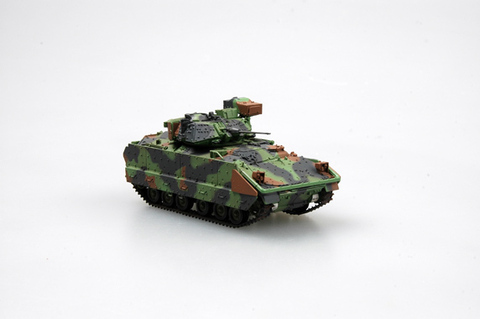 Модель БМП Армия США M2 & M2A2 Bradley масштаб 1:72