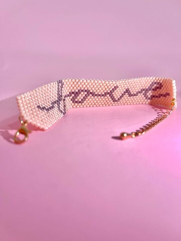 Браслет Love