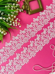 Кружево широкое, белое ажурное, для рукоделия, ширина 8,5 см, длина 2,1 м