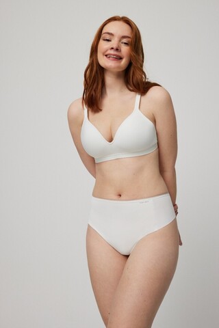 Трусы высокие стринги YSABEL MORA 19689 High waist thong