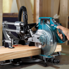 Аккумуляторная торцовочная пила Makita LS002GZ01