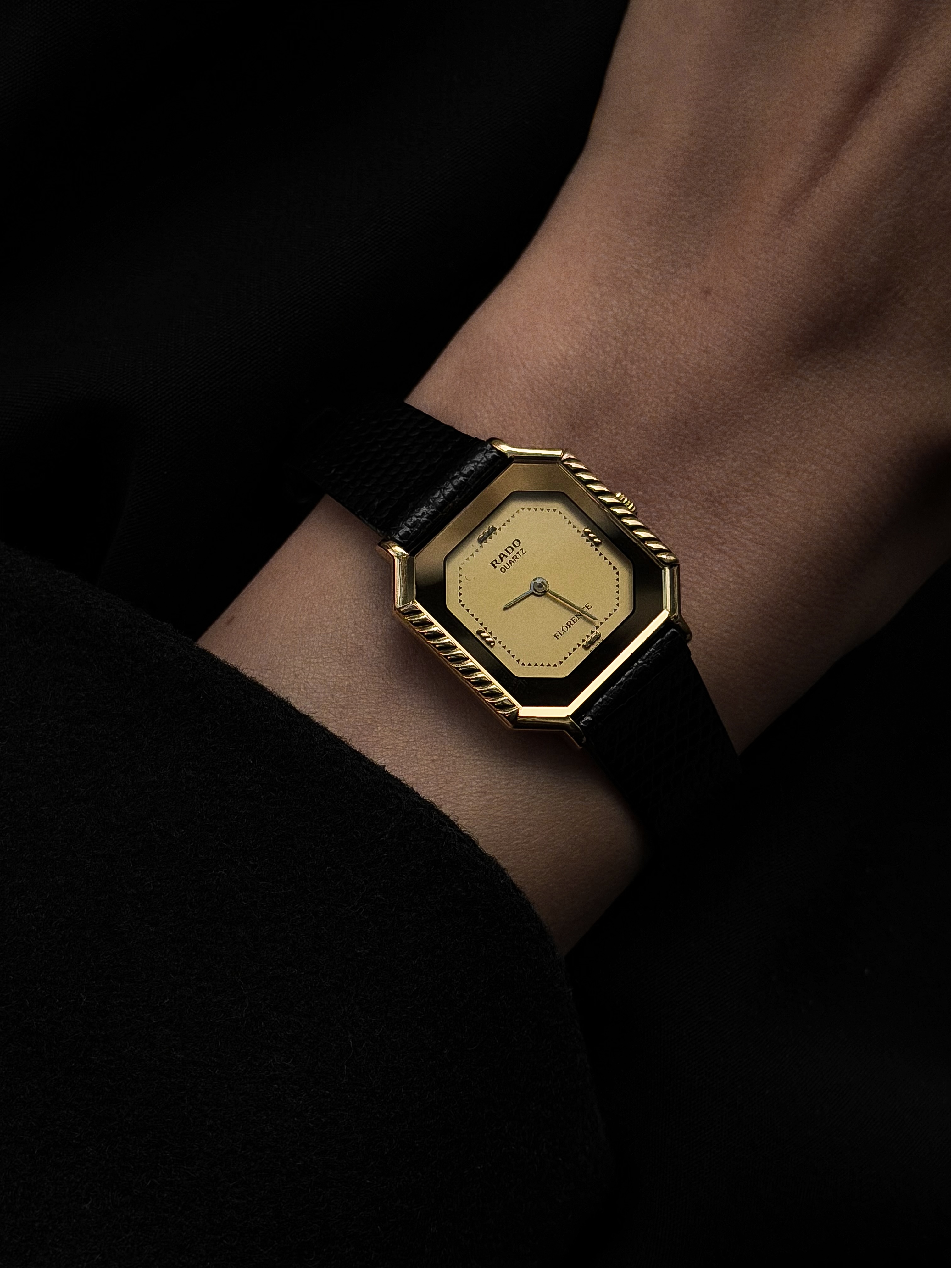 Редкие зеркальные часики Rado🖤🔑