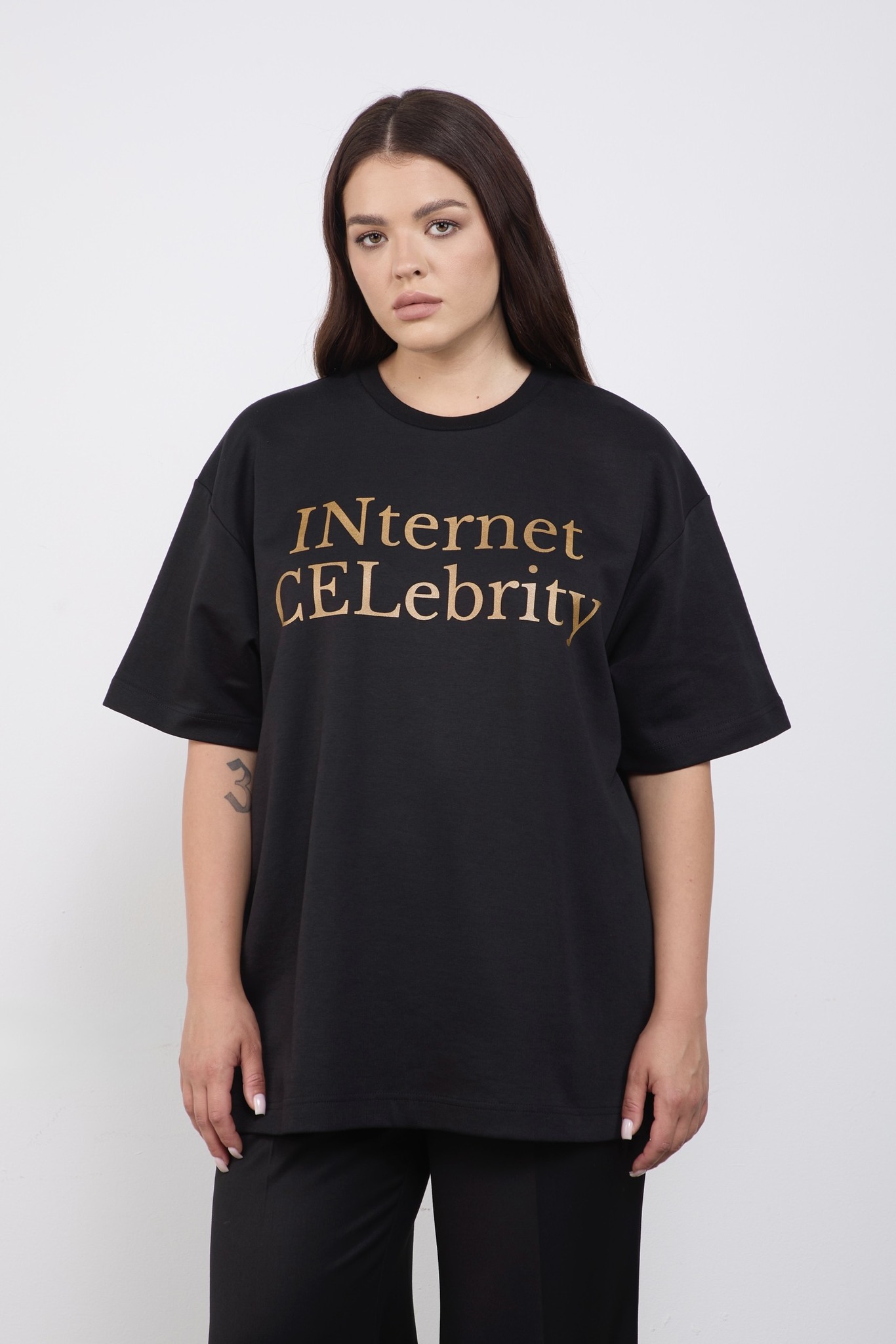 Футболка Internet Celebrity, черный