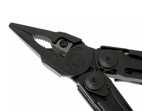 Мультитул Leatherman Surge Black, нейлоновый чехол, 21 функция (831334) цвет чёрный | Multitool-Leatherman.Ru