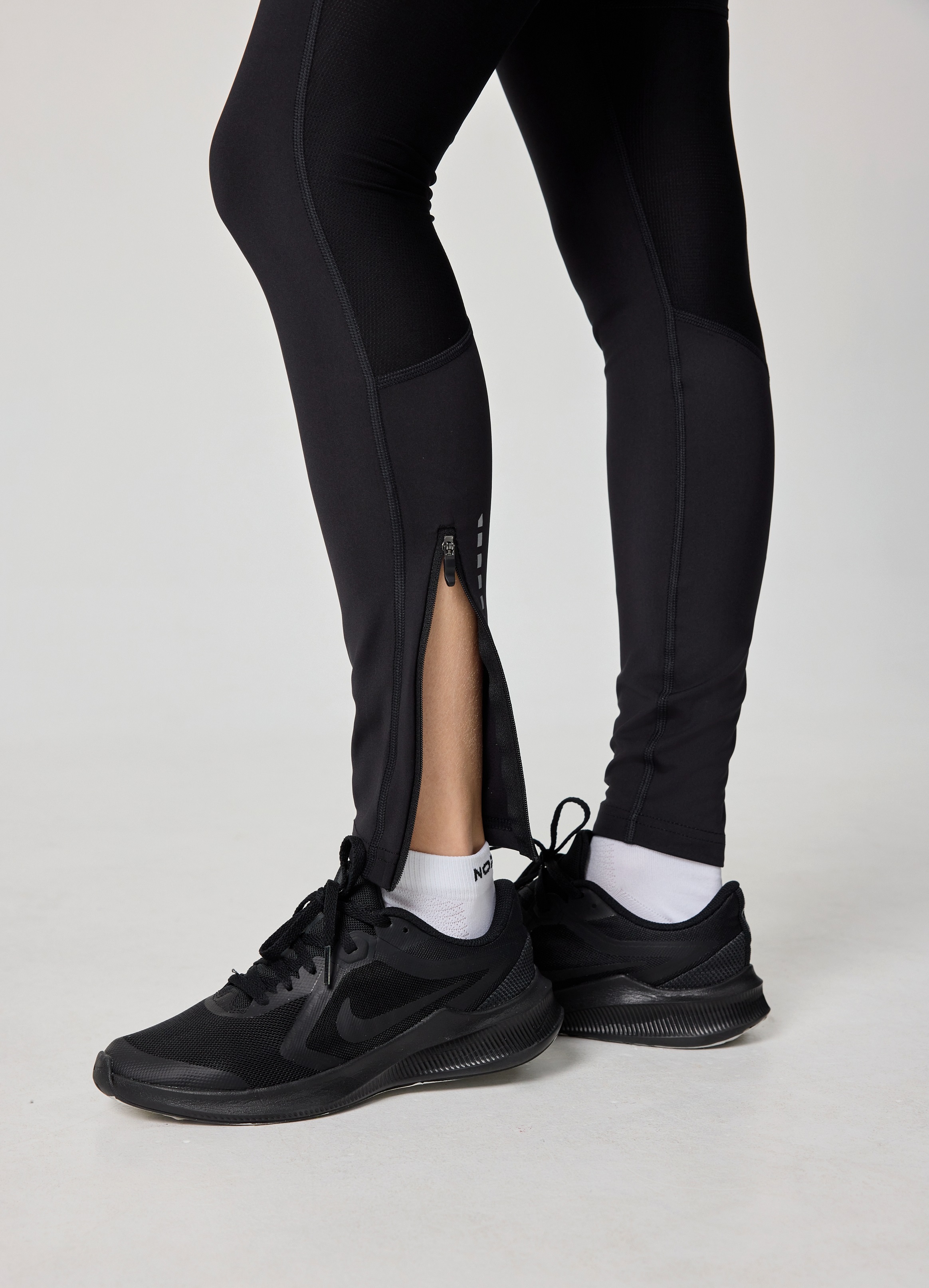 Женский спортивный комплект Nordski Pro 2.0 coral-black - 16