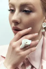 Кольцо Каллы Гранд / XL, белый фарфор