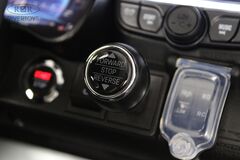 MERCEDES BENZ GT63 Y001YY (ЛИЦЕНЗИОННАЯ МОДЕЛЬ) с дистанционным управлением (двухместный).