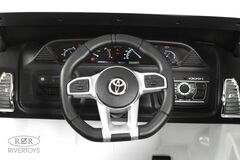 Toyota Tundra G444GG 4WD (лицензионная модель)