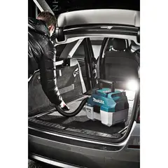 Аккумуляторный пылесос Makita DVC750LZ
