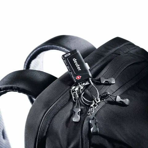Картинка рюкзак городской Deuter Carry On 30 black - 6