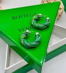30123 - Серьгиконго витые из кожи и латуни в стиле Bottega (lux)