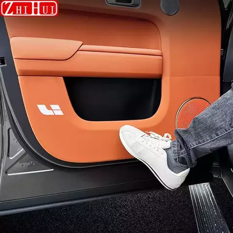 защитная наклейка на двери  Li L7