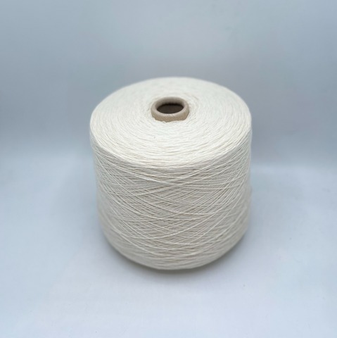 Millefili (пр.Италия). 2/15 750м/100гр, 70% Меринос, 30% Кашемир, цвет-Молочный (84719), арт.35316