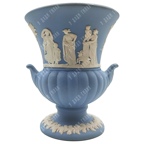 Миниатюрная ваза-урна. Яшмовый бисквитный фарфор, ручная работа. Wedgwood (Веджвуд), Англия, 1970-е