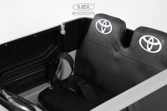 Toyota Tundra G444GG 4WD (лицензионная модель)