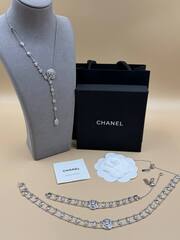 Браслет CHANEL с подвеской роза коллекция Bouton de CAMELIA white VGOLD