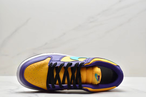 Lisa Leslie x Nike Dunk Low 'Sparks' 
