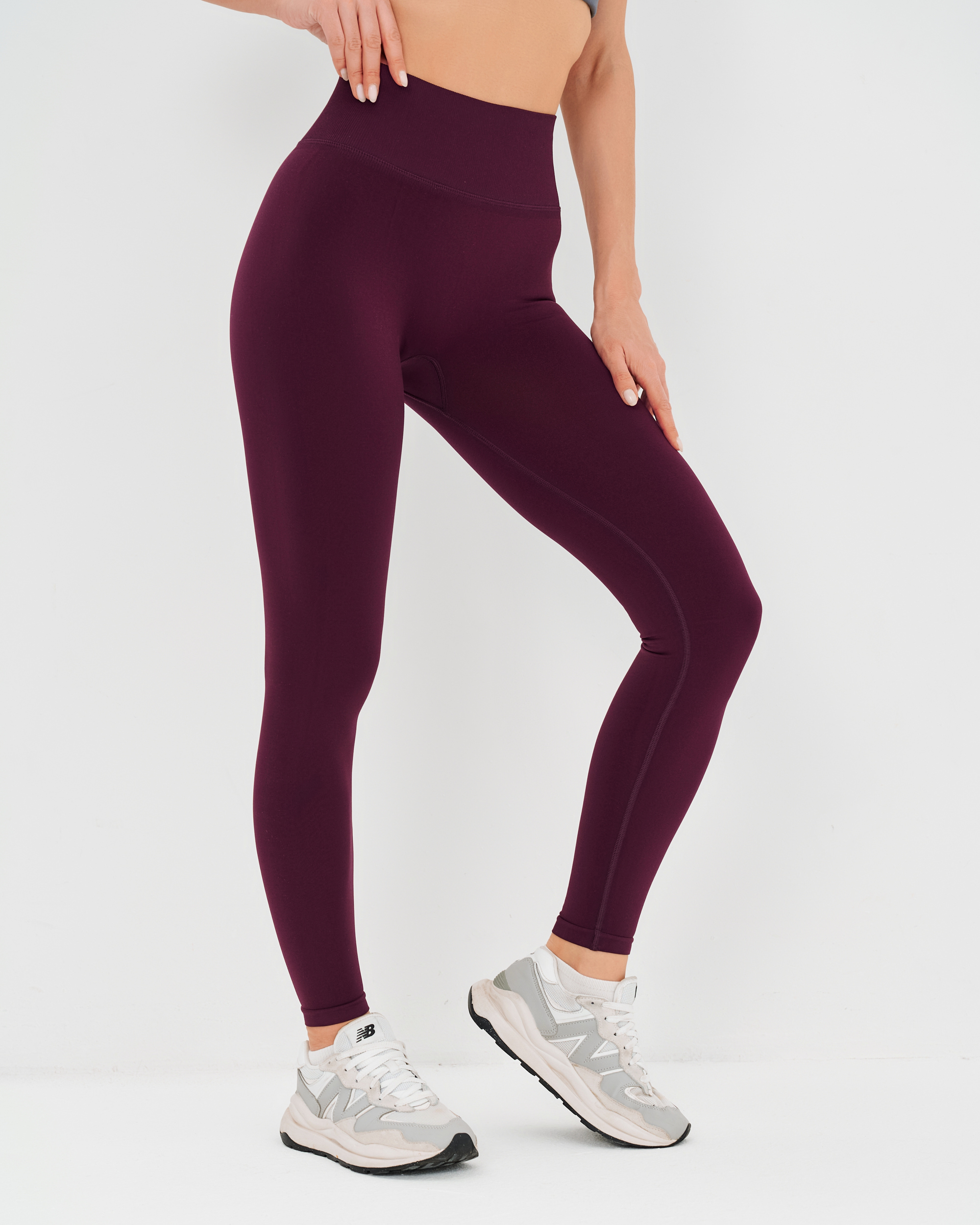 фиолетовый / plum