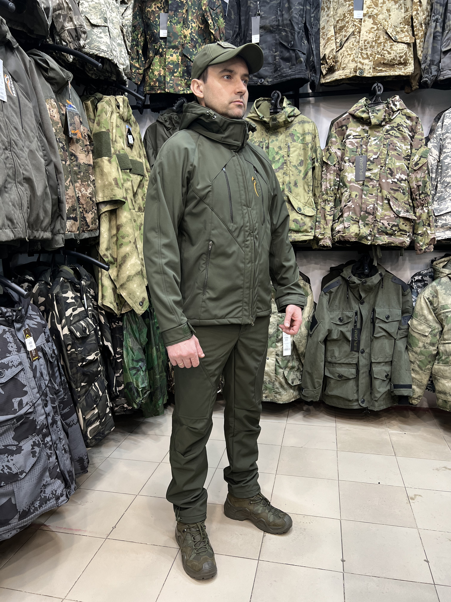 Костюм демисезонный Taygerr Матрица SoftShell Олива, до -5 °C, утеплённый флисом