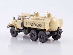 ZIL-131 MA-4A oil tanker 1:43 Legendary trucks USSR #90