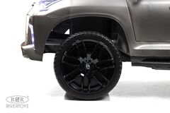LEXUS LX570 E555EE (ЛИЦЕНЗИОННАЯ МОДЕЛЬ) с дистанционным управлением