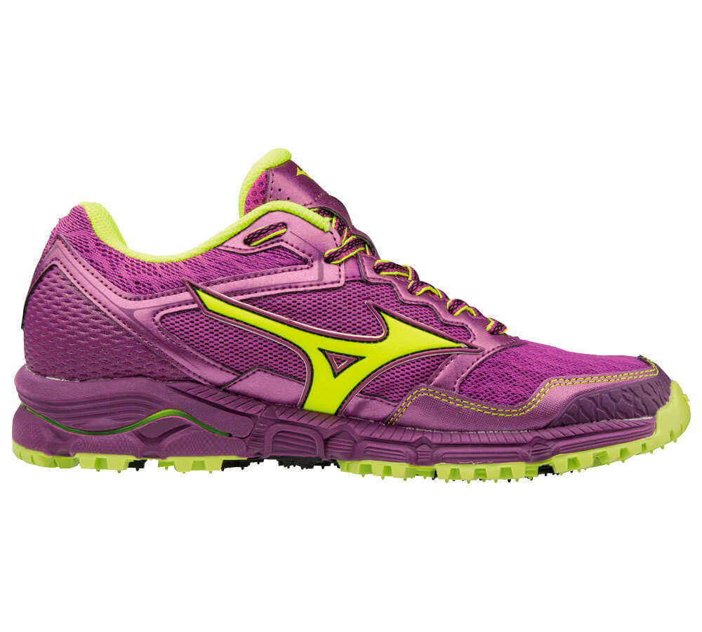 Кроссовки для бега женские Mizuno Wave Daichi 3 фиолетовые