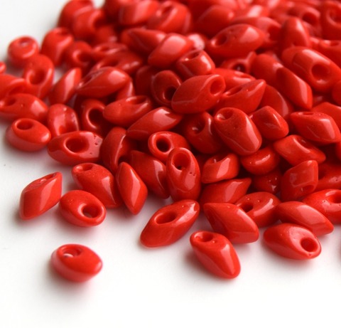 LMA-0407 Бисер-лепестки Миюки Красный непрозрачный /Miyuki long Magatama Opaque Red