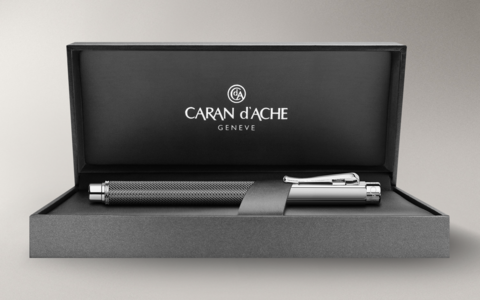 Ручка шариковая Caran d'Ache Varius Ivanhoe SP (4480.014)