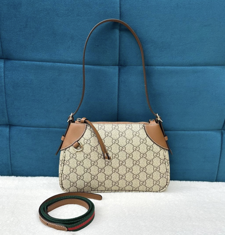 Сумка Gucci GG Emblem