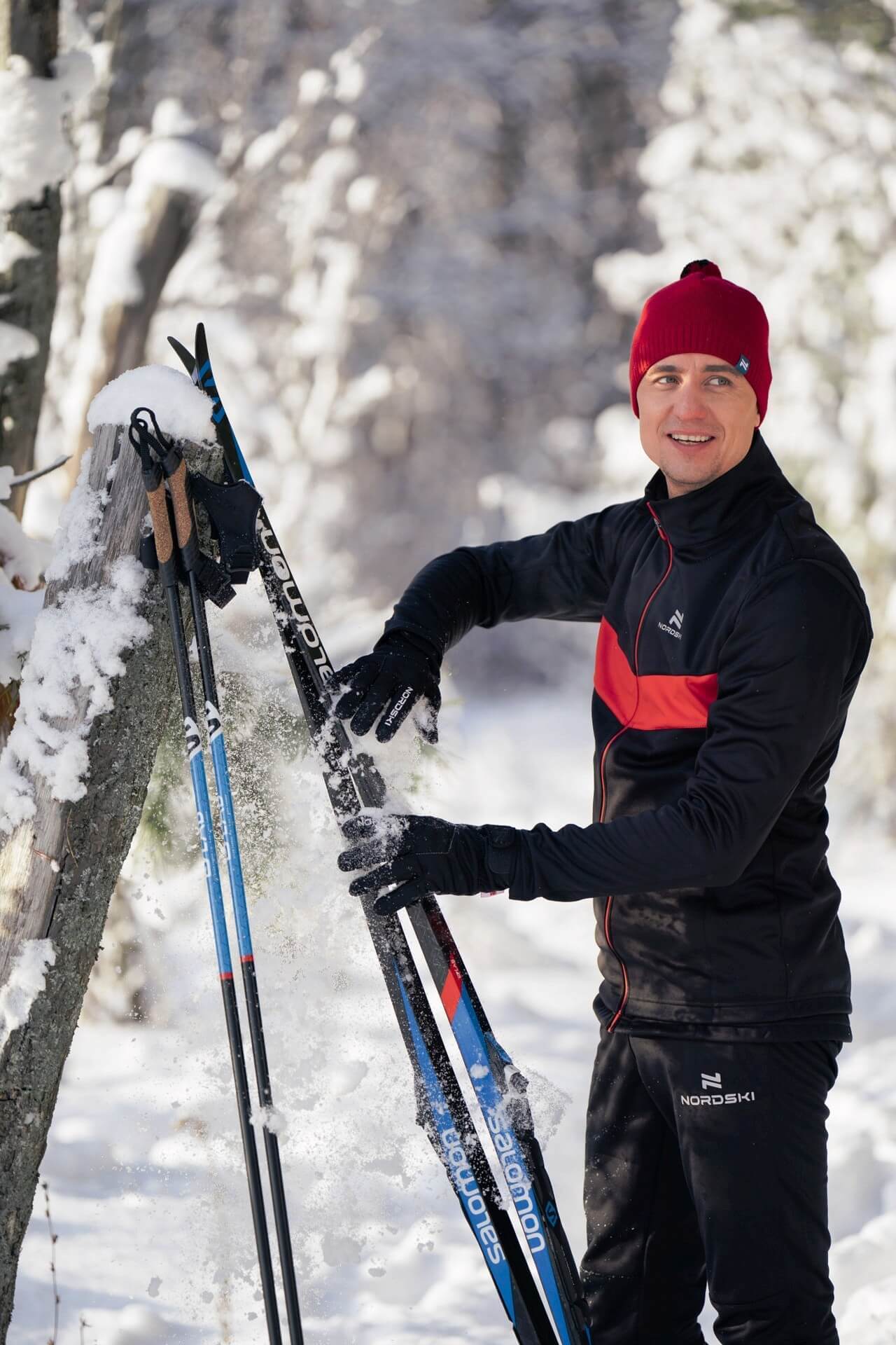 Мужская утепленная разминочная куртка Nordski Base black-red - 3