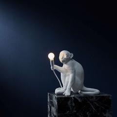 Настольная лампа Monkey Lamp Outdoor Sitting