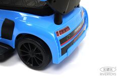 Толокар AUDI F002FF-P с родительской ручкой