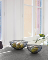 Стул Maureen ясеневый шпон в темной отделке и металл с отделкой из латуни