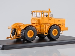 Tractor K-700A Kirovets yellow 1:43 Start Scale Models (SSM)