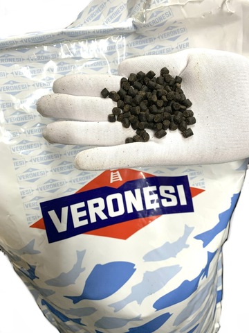 VERONESI Корм для осетра и форели 6мм размер гранул.