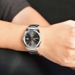 Часы женские Casio LTP-1302D-1A2 Casio Collection