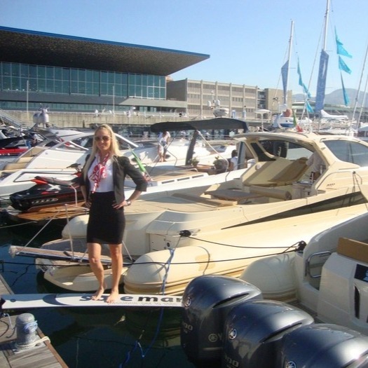 PRESTIGE CARBON GANGWAY