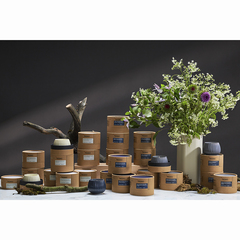 Свеча ароматическая musk, rose & cedarwood из коллекции edge, серый, 30 ч