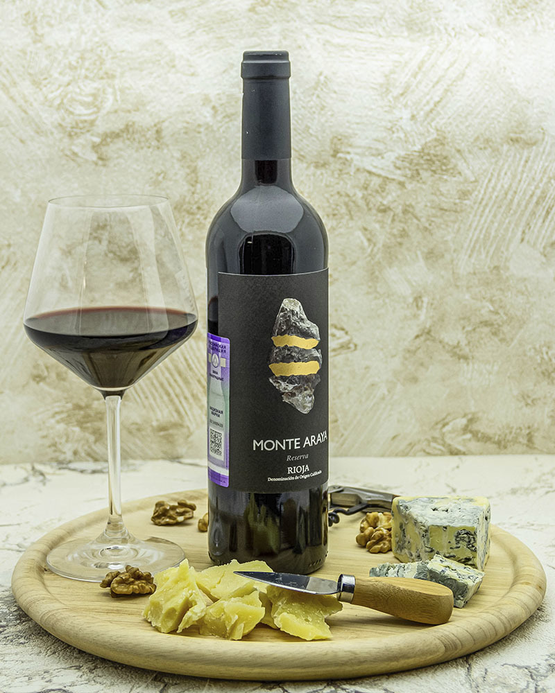 Вино Bodegas Del Medievo Монте Арайя Резерва Красное сухое 2014 г.у. 13,5% 0,75 л, Испания