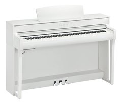 Yamaha CLP-745