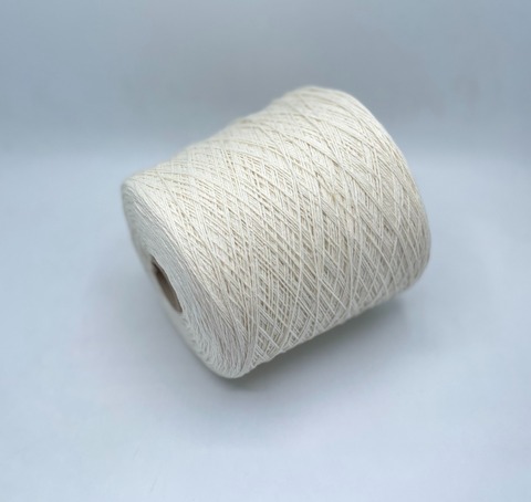 G&G Filati (пр.Италия), art-Silver Plus 15/3 500м/100гр, 10% Кашемир, 70% Меринос, 20%Шелк, цвет-Молочный. арт.30386