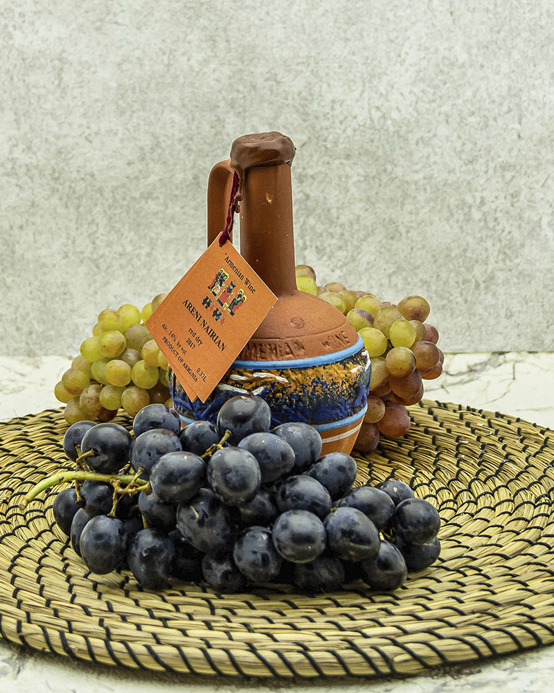 Вино Maran Winery Арени Наирян Красное Сухое в Кувшине 2017 г.у. 14% 0,37 л