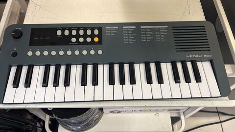 MEDELI MK37 Синтезатор
