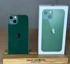 iPhone 13, 256 ГБ б/у