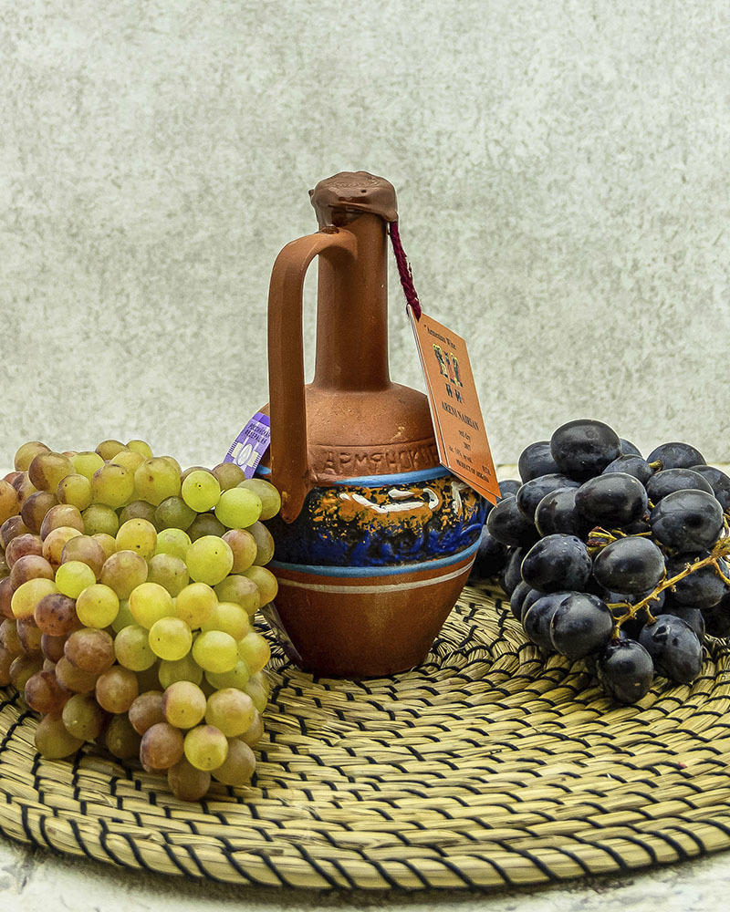 Вино Maran Winery Арени Наирян Красное Сухое в Кувшине 2017 г.у. 14% 0,37 л