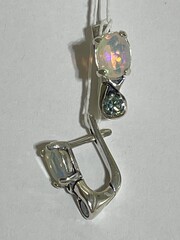 Диалог опал (серьги из серебра)