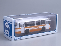 LAZ-695N Soviet summer camp Orlenok Soviet Bus (SOVA) 1:43