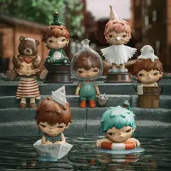 Случайная фигурка POP MART Hirono Little Mischief